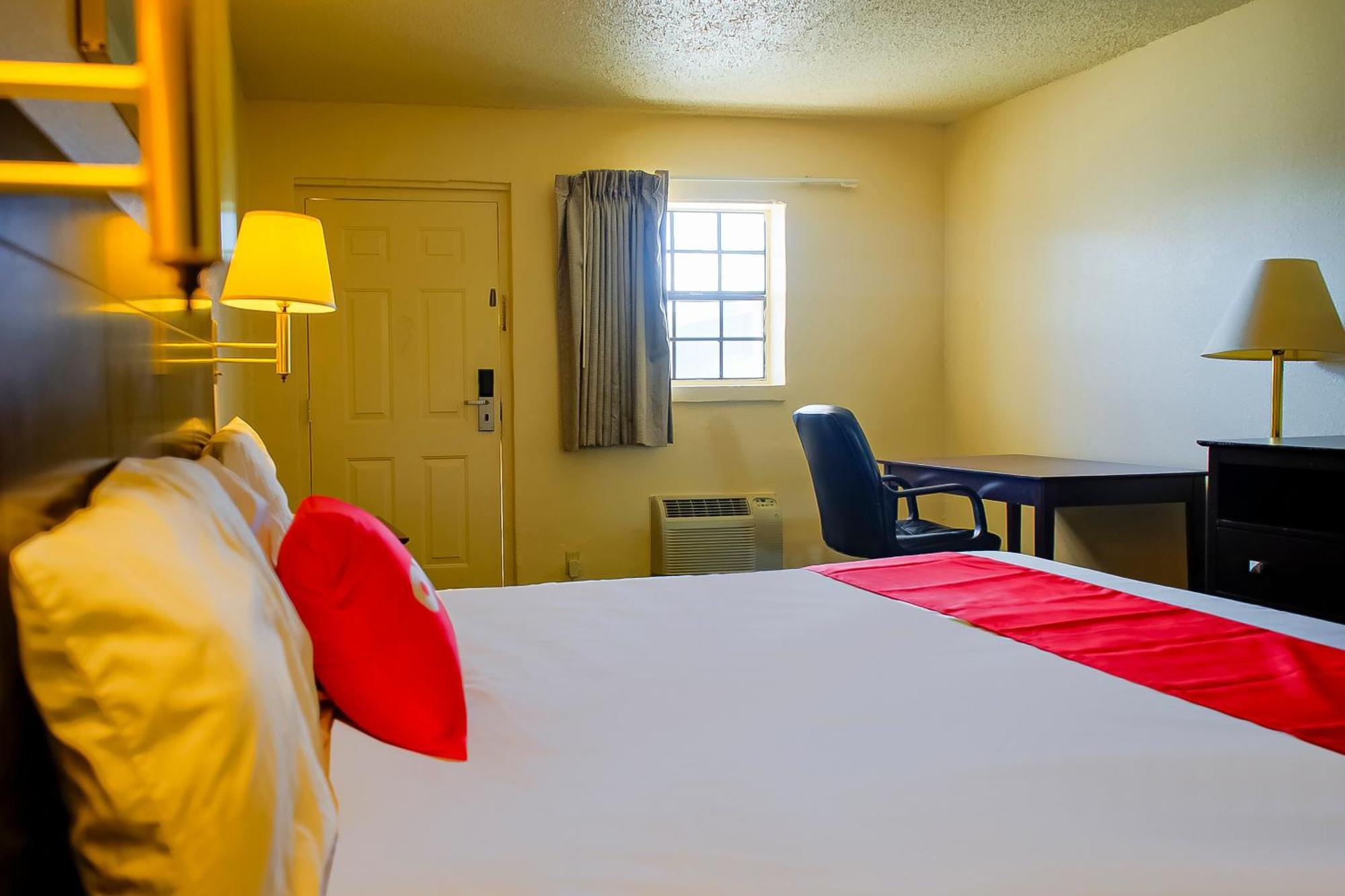 Duncan Inn By Oyo, Ok - Hwy 81 Near Chisholm Casino Екстериор снимка