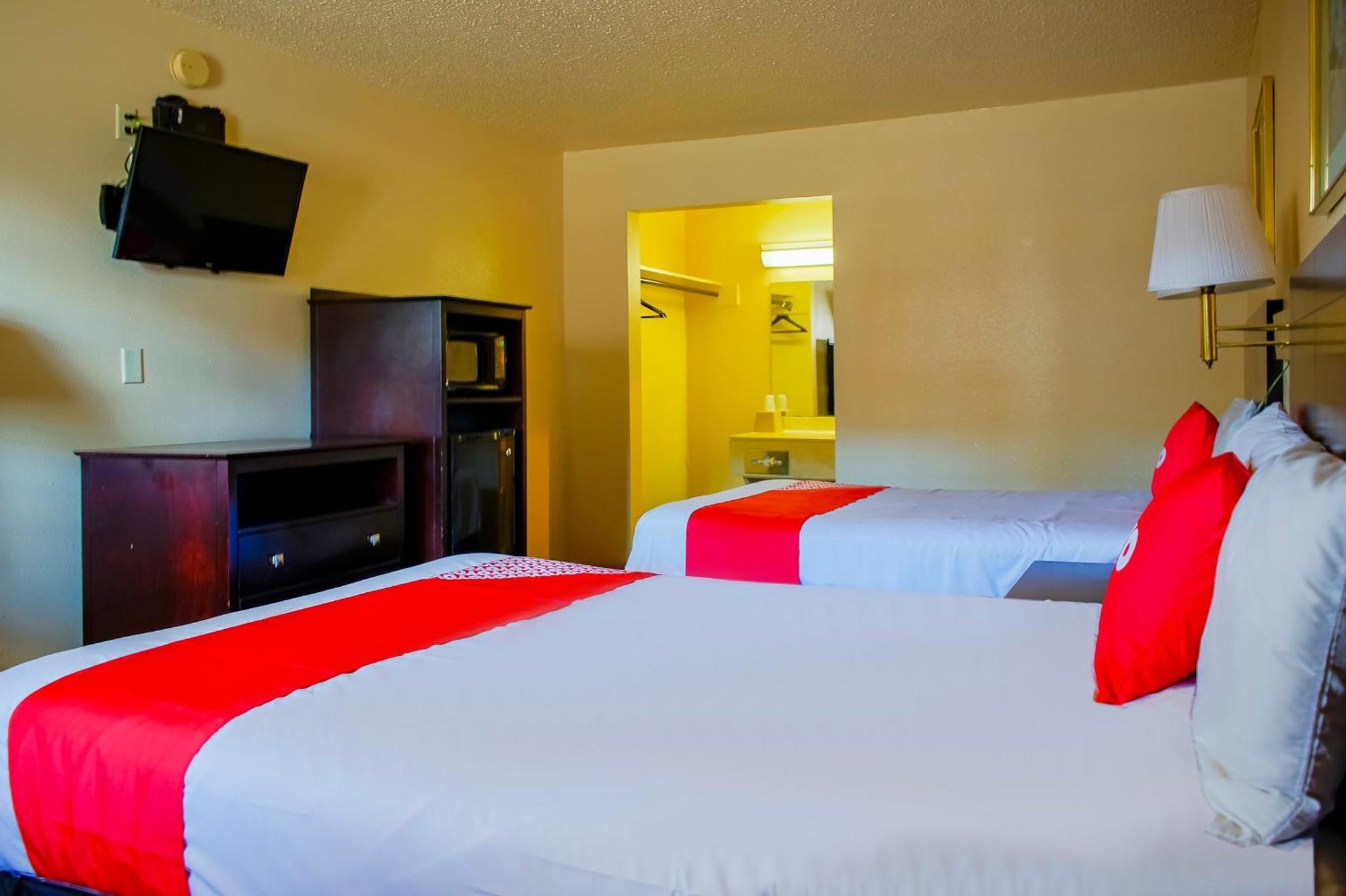 Duncan Inn By Oyo, Ok - Hwy 81 Near Chisholm Casino Екстериор снимка